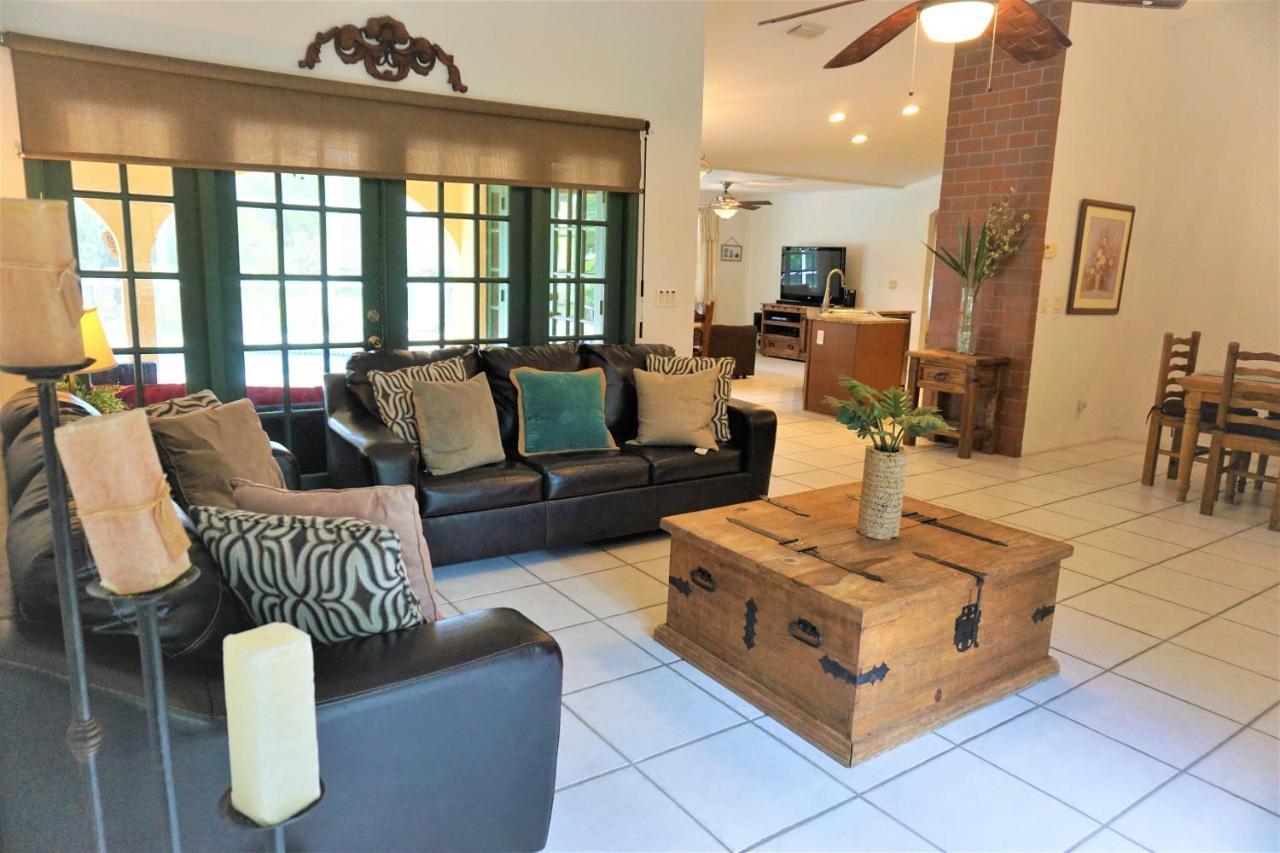 Jupiter Waterfalls - Newly Updated - Tiki Hut, Fire Pit, Kitchen, Pool Heater And More מראה חיצוני תמונה