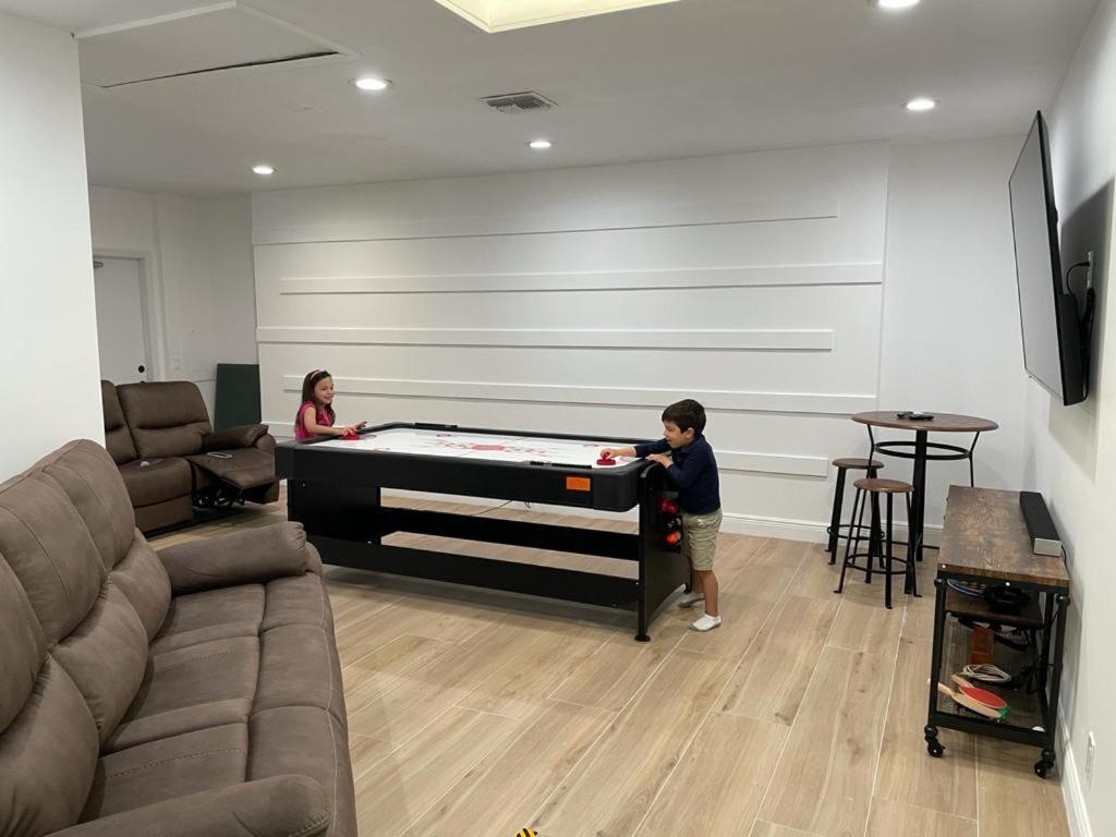 Jupiter Waterfalls - Newly Updated - Tiki Hut, Fire Pit, Kitchen, Pool Heater And More מראה חיצוני תמונה